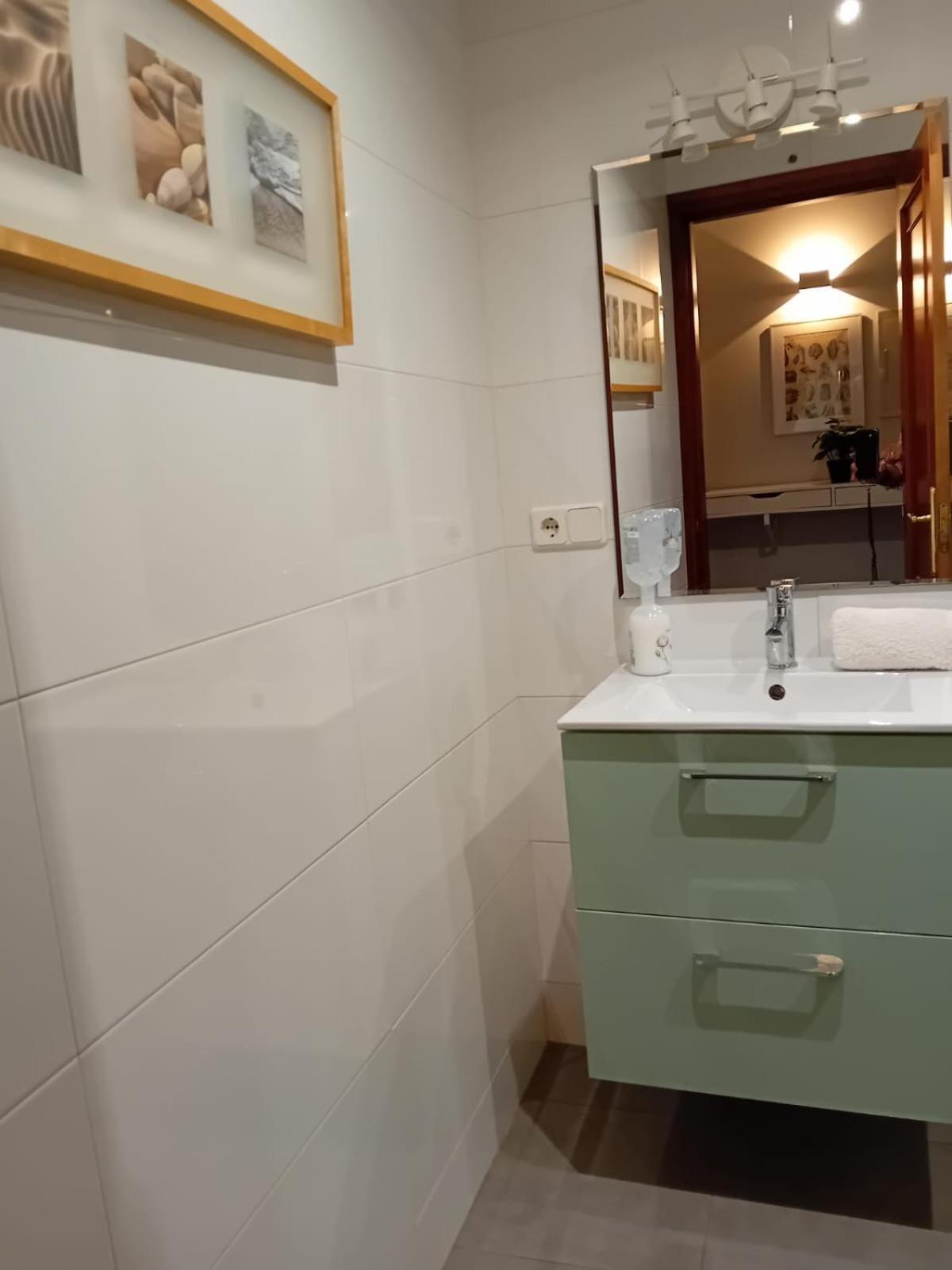 Appartamento Vivienda En Casco Antiguo De Vigo Esterno foto
