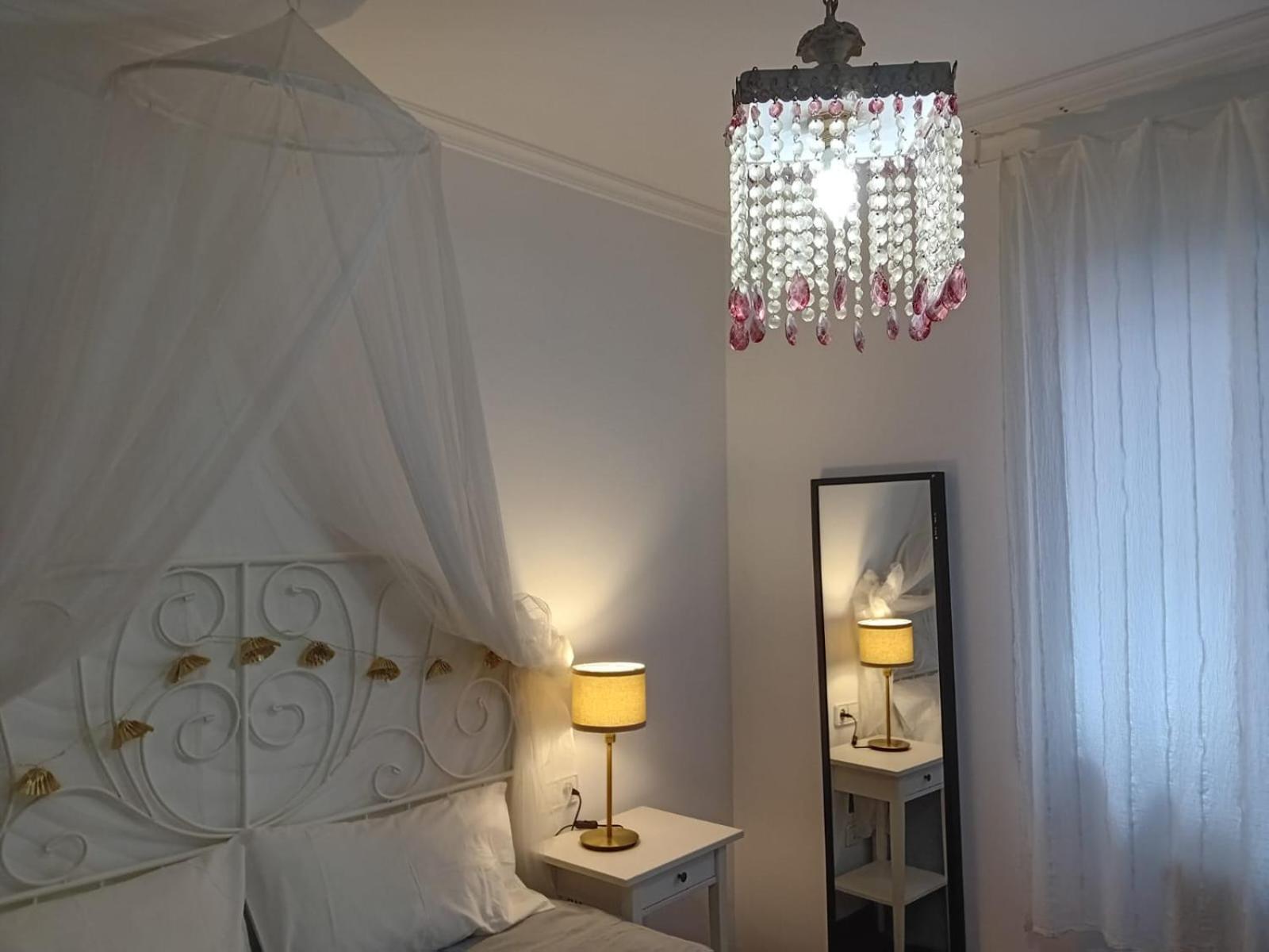 Appartamento Vivienda En Casco Antiguo De Vigo Esterno foto
